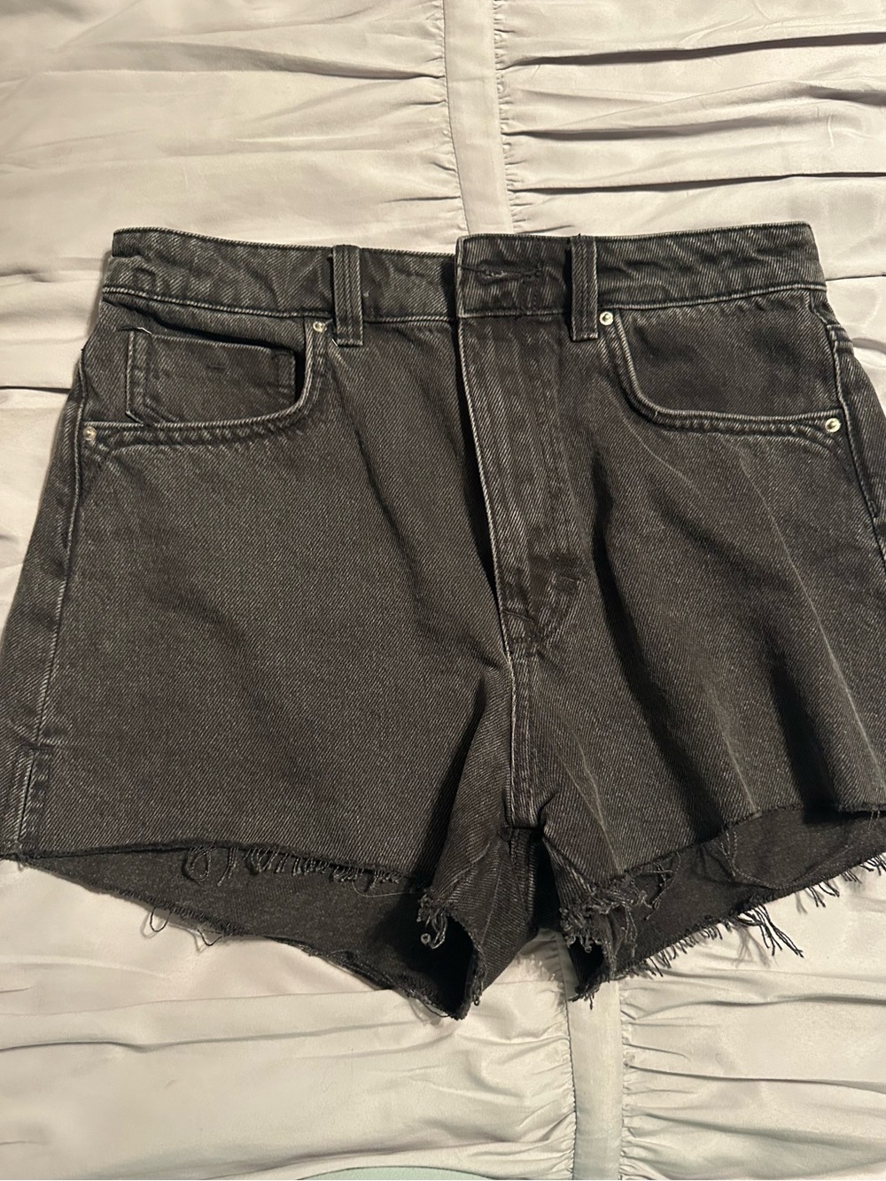 Zara Black High-Rise Raw-Hem Denim Shorts